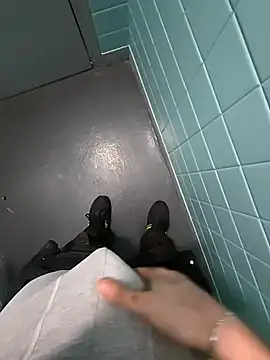 seulementme online show from February 26, 2026, 11:42 am