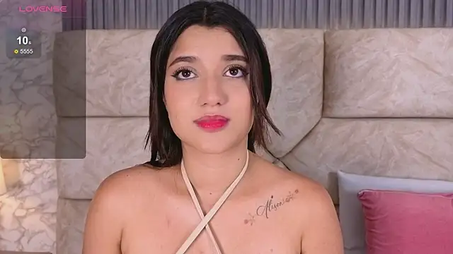 violett fowlerxx online show from April 26, 2026, 6:55 am