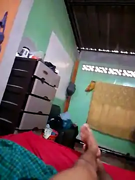 LUISDARIO24 online show from December 21, 2025, 5:31 pm