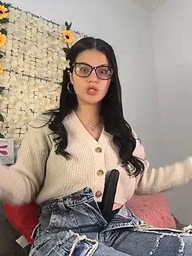 Snapshot of Lorenaa1 chatting on May 22, 2026, 8:58 pm Lorenaa1 online show from May 22, 2026, 8:58 pm