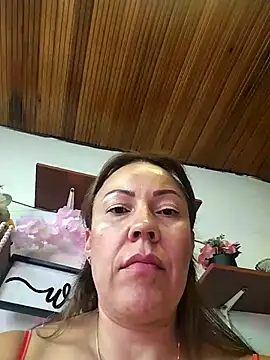 salomehill1 online show from February 9, 2026, 7:51 pm