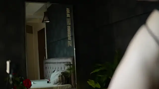 Snapshot of CelineHeaven chatting on June 1, 2026, 7:15 pm CelineHeaven online show from June 1, 2026, 7:15 pm