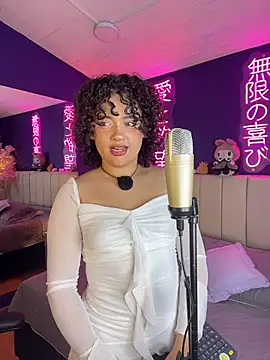  sarahRose online show from March 25, 2026, 4:07 am