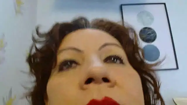 Snapshot of Rosalie_Durand chatting on April 20, 2026, 7:37 pm Rosalie Durand online show from April 20, 2026, 7:37 pm