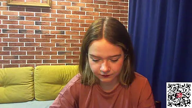 Snapshot of AlissaGerardo chatting on November 28, 2025, 2:09 pm AlissaGerardo online show from November 28, 2025, 2:09 pm