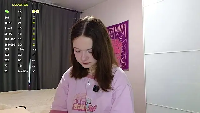 Snapshot of AlissaGerardo chatting on April 19, 2026, 11:42 am AlissaGerardo online show from April 19, 2026, 11:42 am