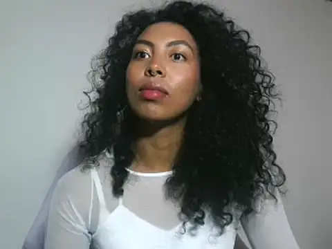 Snapshot of samy_ros chatting on November 10, 2025, 8:19 pm samy ros online show from November 10, 2025, 8:19 pm