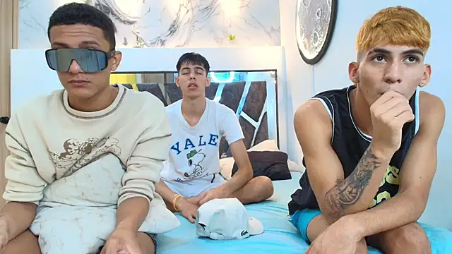 Snapshot of IMPERIO_ROMANO chatting on November 11, 2025, 7:36 pm IMPERIO ROMANO online show from November 11, 2025, 7:36 pm