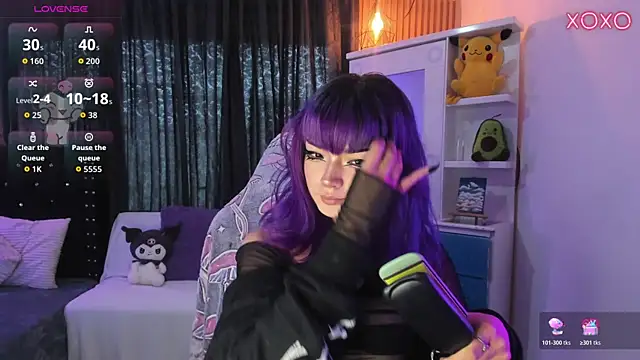 ravencollen online show from February 14, 2026, 5:32 pm