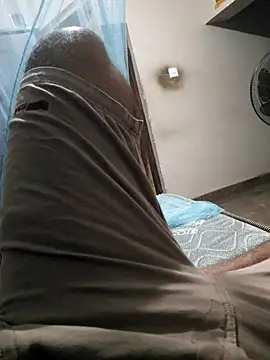 kaushi76 online show from November 6, 2025, 3:13 pm