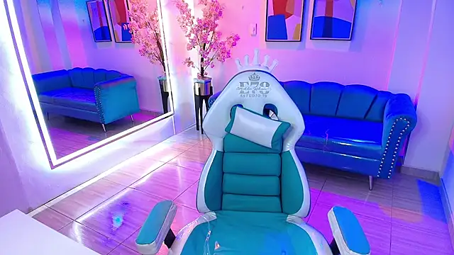 Snapshot of Alondra_gomexxx chatting on November 8, 2025, 3:29 am Alondra gomexxx online show from November 8, 2025, 3:29 am