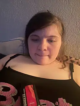 juicygoth202 online show from March 26, 2026, 8:14 pm