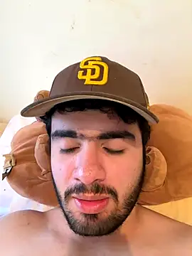 Leoncitooo987 online show from December 16, 2025, 7:41 pm