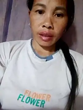 Snapshot of Ana_hoa chatting on June 17, 2026, 9:27 pm Ana hoa online show from June 17, 2026, 9:27 pm