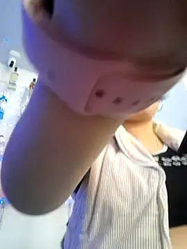 PamelaRhoades online show from November 8, 2025, 8:07 pm