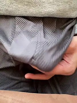 Snapshot of houkeiboy78 chatting on February 3, 2026, 10:15 pm houkeiboy78 online show from February 3, 2026, 10:15 pm