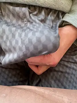 Snapshot of houkeiboy78 chatting on February 25, 2026, 10:19 pm houkeiboy78 online show from February 25, 2026, 10:19 pm