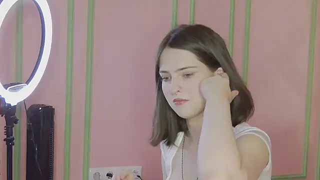 Snapshot of Ruby_de_Cherry chatting on May 21, 2026, 12:45 pm Ruby de Cherry online show from May 21, 2026, 12:45 pm