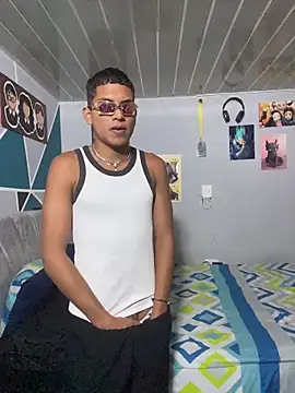 Mike and Rayan online show from April 16, 2026, 2:01 am