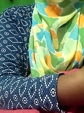 Snapshot of Hott_minesh chatting on November 16, 2025, 1:22 am Hott minesh online show from November 16, 2025, 1:22 am