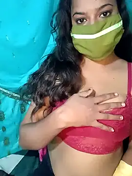 Snapshot of V_HOT_CUTE chatting on November 16, 2025, 12:11 pm V HOT CUTE online show from November 16, 2025, 12:11 pm