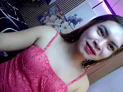 furry puss online show from December 16, 2025, 11:37 am