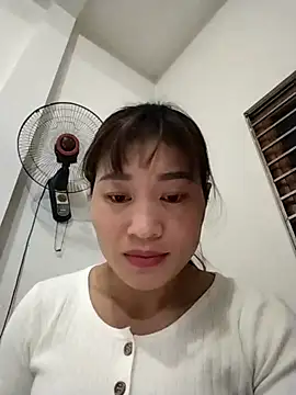 Snapshot of Qoine392 chatting on December 16, 2025, 1:38 pm Qoine392 online show from December 16, 2025, 1:38 pm