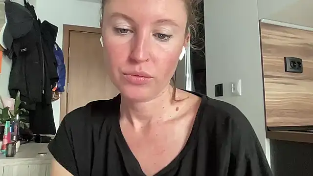 Ameli8 online show from November 30, 2025, 11:36 am