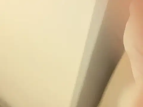 Snapshot of xiaomeng2563 chatting on December 20, 2025, 11:39 am xiaomeng2563 online show from December 20, 2025, 11:39 am