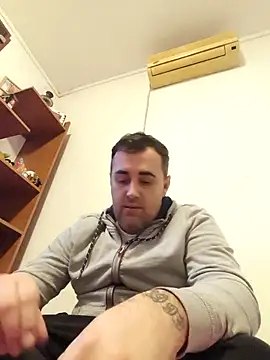 Marco9321 online show from December 2, 2025, 1:11 am