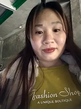 Snapshot of MINSSA502 chatting on December 4, 2025, 8:56 am MINSSA502 online show from December 4, 2025, 8:56 am