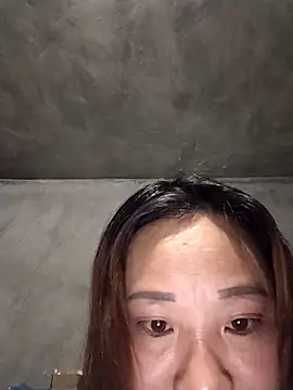 Snapshot of MINSSA502 chatting on December 13, 2025, 9:20 pm MINSSA502 online show from December 13, 2025, 9:20 pm