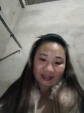 Snapshot of MINSSA502 chatting on December 18, 2025, 10:16 pm MINSSA502 online show from December 18, 2025, 10:16 pm