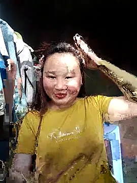 Snapshot of MINSSA502 chatting on December 22, 2025, 1:57 am MINSSA502 online show from December 22, 2025, 1:57 am