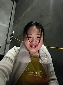 Snapshot of MINSSA502 chatting on February 3, 2026, 11:43 pm MINSSA502 online show from February 3, 2026, 11:43 pm