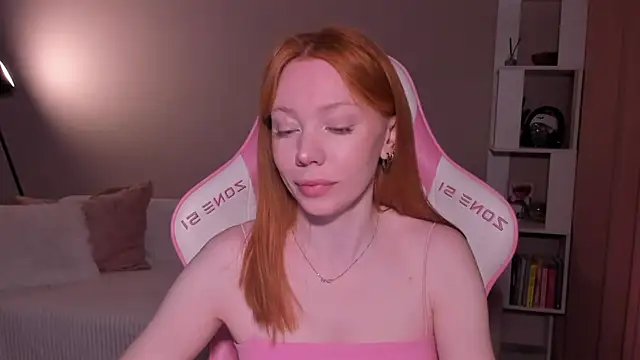 Elisahsthetics online show from April 23, 2026, 12:23 am