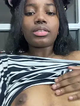 Snapshot of _annia chatting on November 12, 2025, 12:00 am annia online show from November 12, 2025, 12:00 am