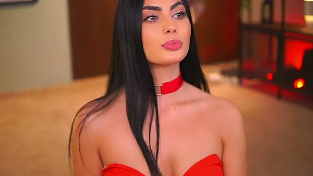 Snapshot of RavennaDArcy chatting on November 19, 2025, 8:31 pm RavennaDArcy online show from November 19, 2025, 8:31 pm