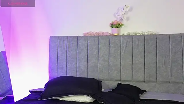 Snapshot of CurvyRosse_ chatting on January 18, 2026, 11:14 am CurvyRosse online show from January 18, 2026, 11:14 am