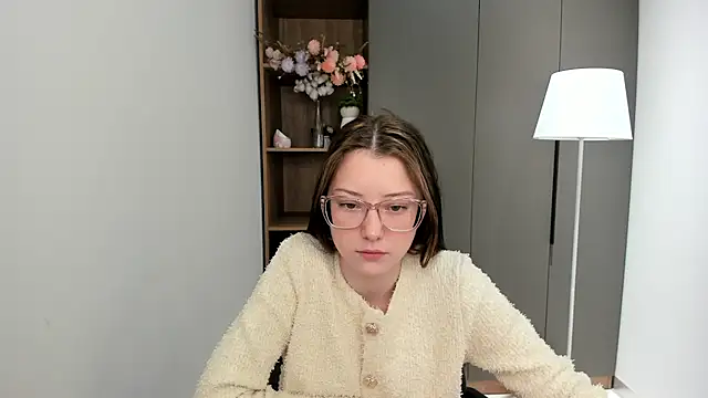 Snapshot of MarguriteNorwood chatting on November 10, 2025, 4:22 am MarguriteNorwood online show from November 10, 2025, 4:22 am