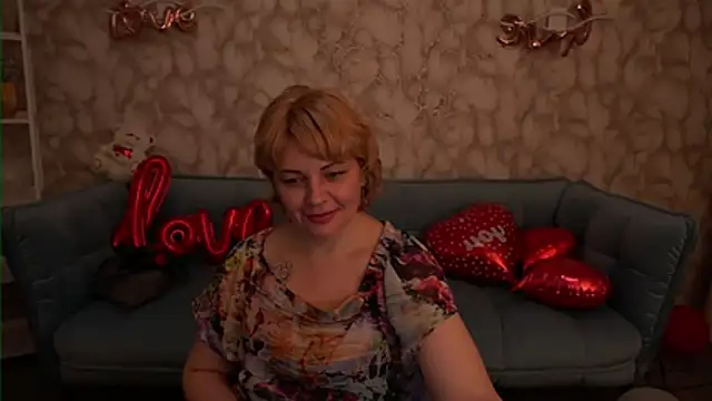 AmaraNights online show from February 13, 2026, 8:27 pm