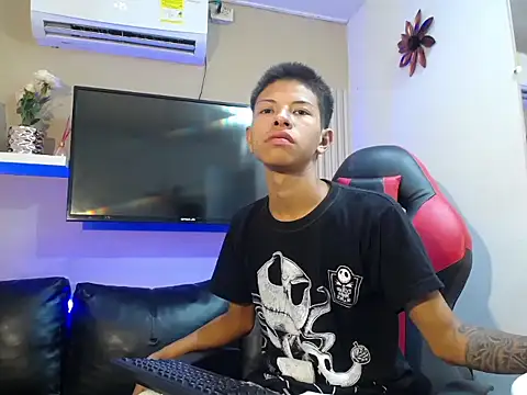 Tessachains 2  online show from January 6, 2026, 1:48 pm