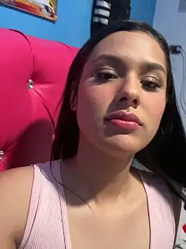 Chiquinquira3 online show from November 12, 2025, 3:07 am