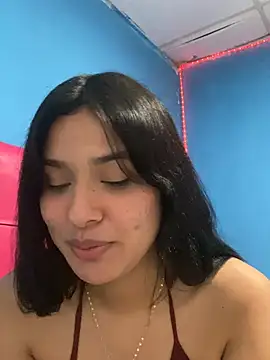 Snapshot of Chiquinquira3 chatting on May 21, 2026, 3:35 am Chiquinquira3 online show from May 21, 2026, 3:35 am