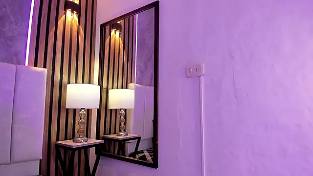 Carlotta de velour online show from February 24, 2026, 3:04 am