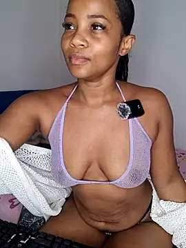 katherine-smill online show from December 15, 2025, 1:04 pm