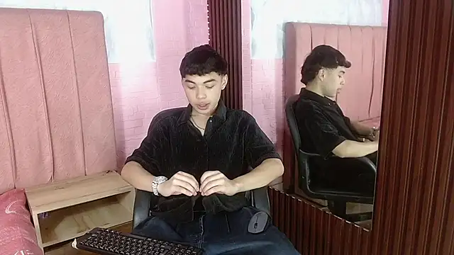 mateocandy303av online show from December 23, 2025, 8:34 am