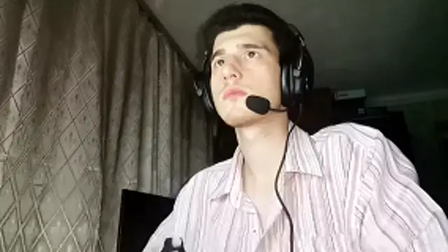 Snapshot of JamesLagerfeld chatting on November 11, 2025, 1:38 am JamesLagerfeld online show from November 11, 2025, 1:38 am