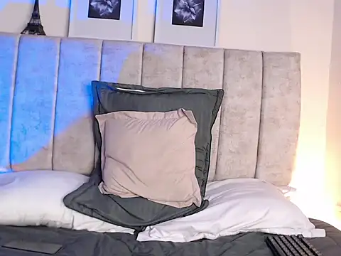 Snapshot of anicarter chatting on November 8, 2025, 7:23 pm anicarter online show from November 8, 2025, 7:23 pm