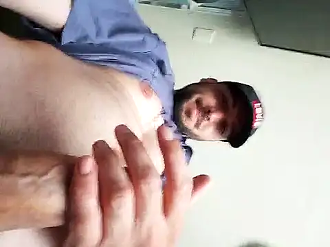 Snapshot of maneme19 chatting on November 12, 2025, 2:28 pm maneme19 online show from November 12, 2025, 2:28 pm